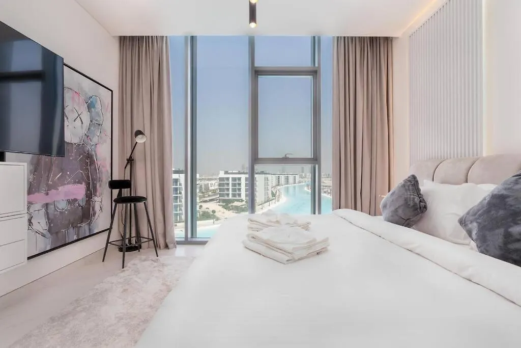 One Bedroom - 10Min From Burj Khalifa - Lagoon View Dubai Apartment